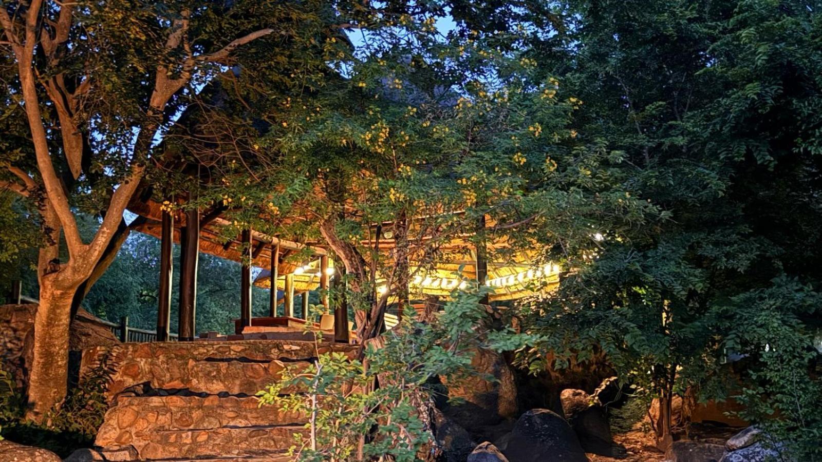 River Rock Lodge Parys Buitenkant foto