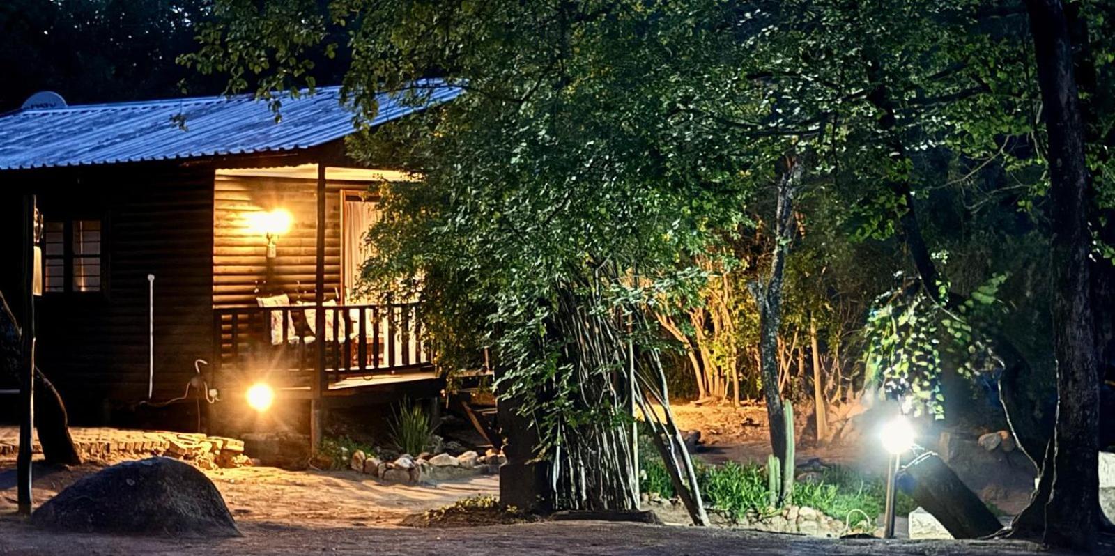River Rock Lodge Parys Buitenkant foto