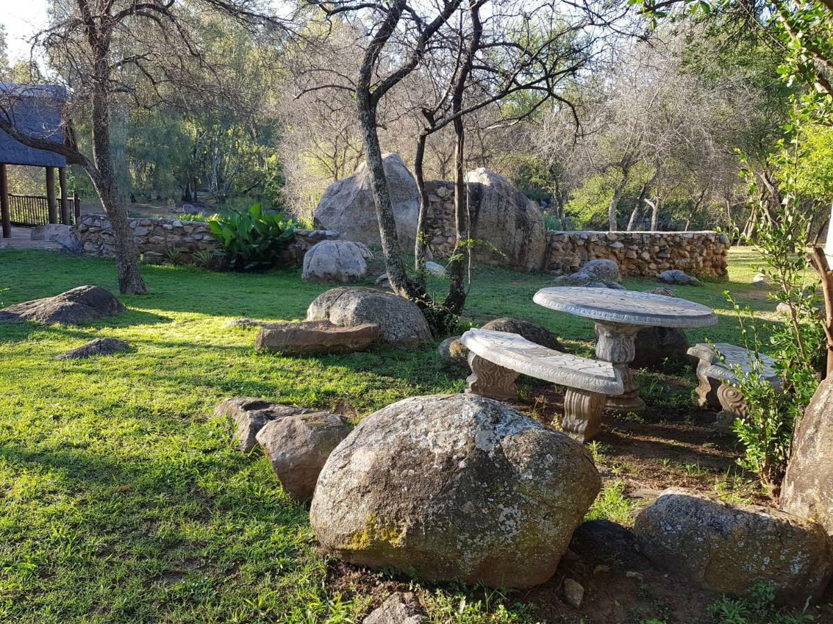 River Rock Lodge Parys Buitenkant foto